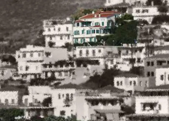 Appart hôtel Meltemi *