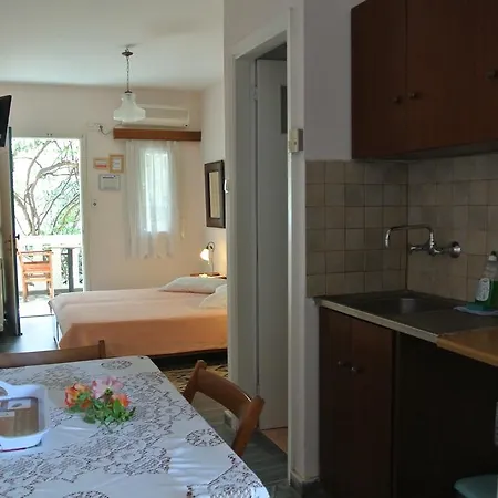 Hotel apartamentowy Meltemi *