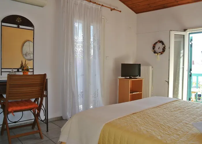 Aparthotel Meltemi Batsi