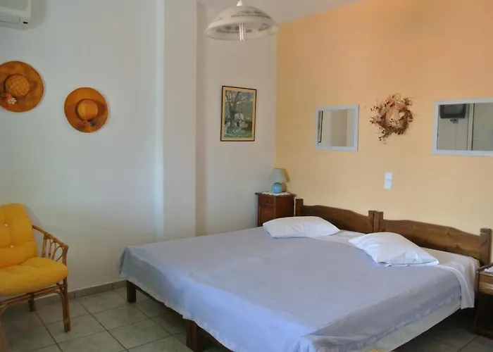 Meltemi Aparthotel Batsi